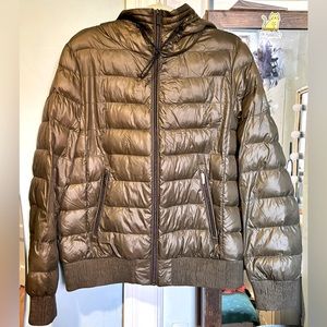 DKNY super soft Puffer Coat size women’s L